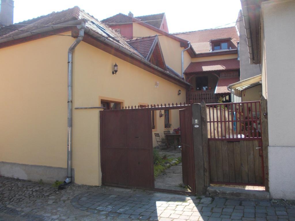 Hotel Casa Lia Sighişoara Exterior foto